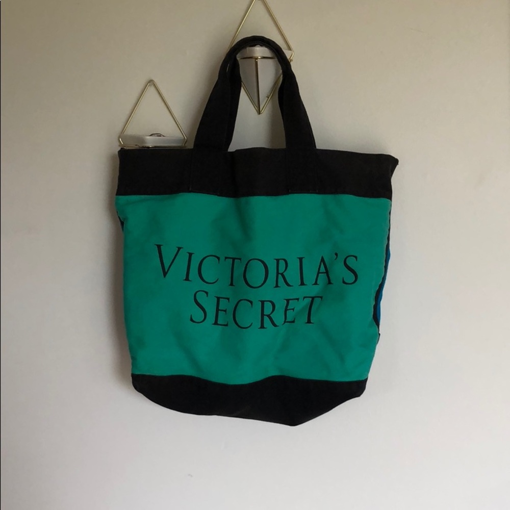 Victoria’s Secret gym bag / color block tote